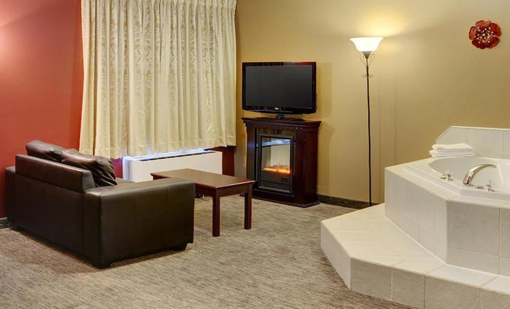 Travelodge Hotel By Wyndham Sudbury Extérieur photo