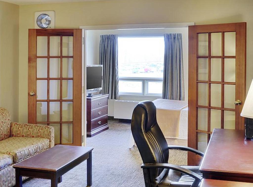 Travelodge Hotel By Wyndham Sudbury Extérieur photo