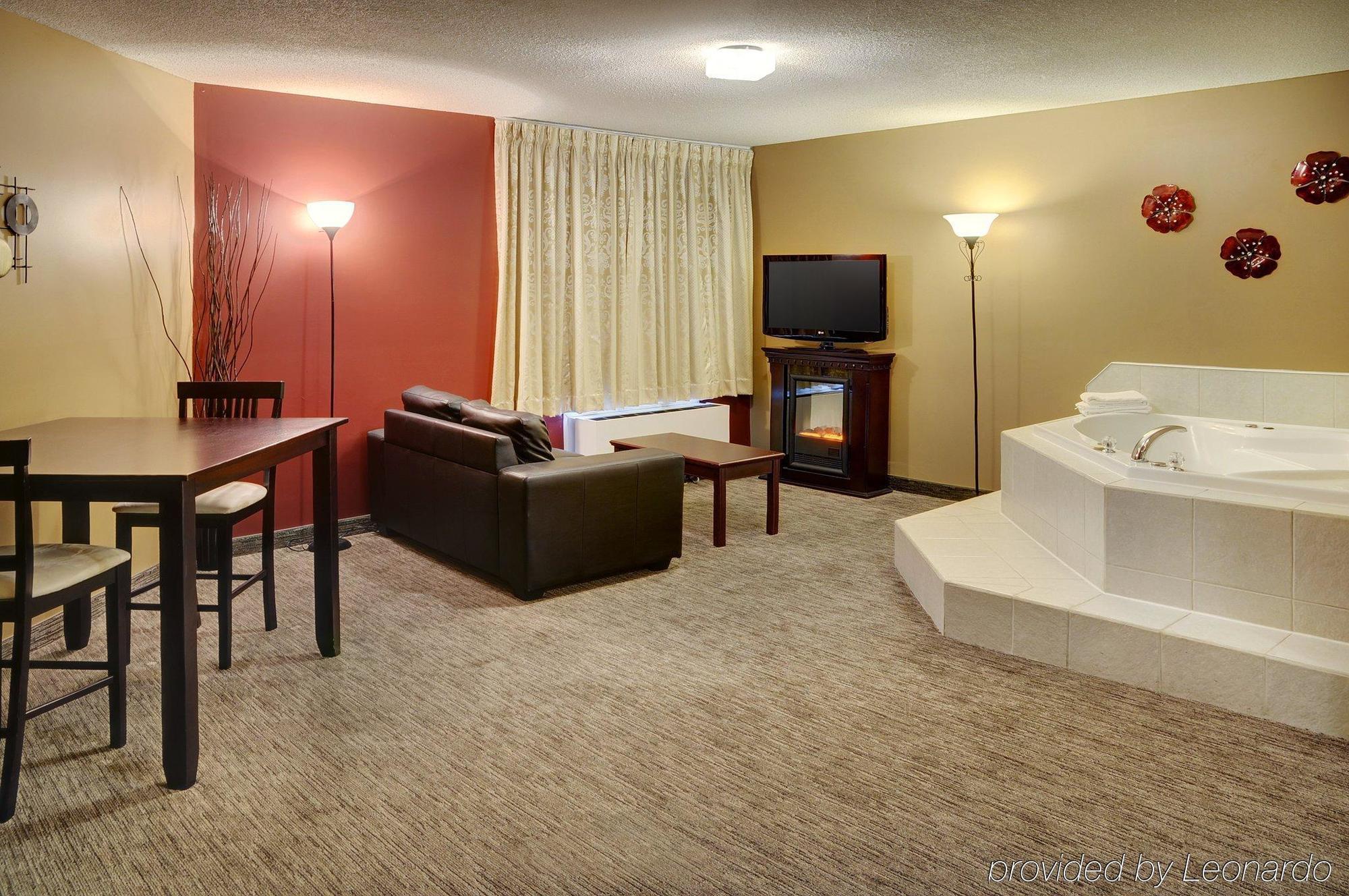 Travelodge Hotel By Wyndham Sudbury Extérieur photo
