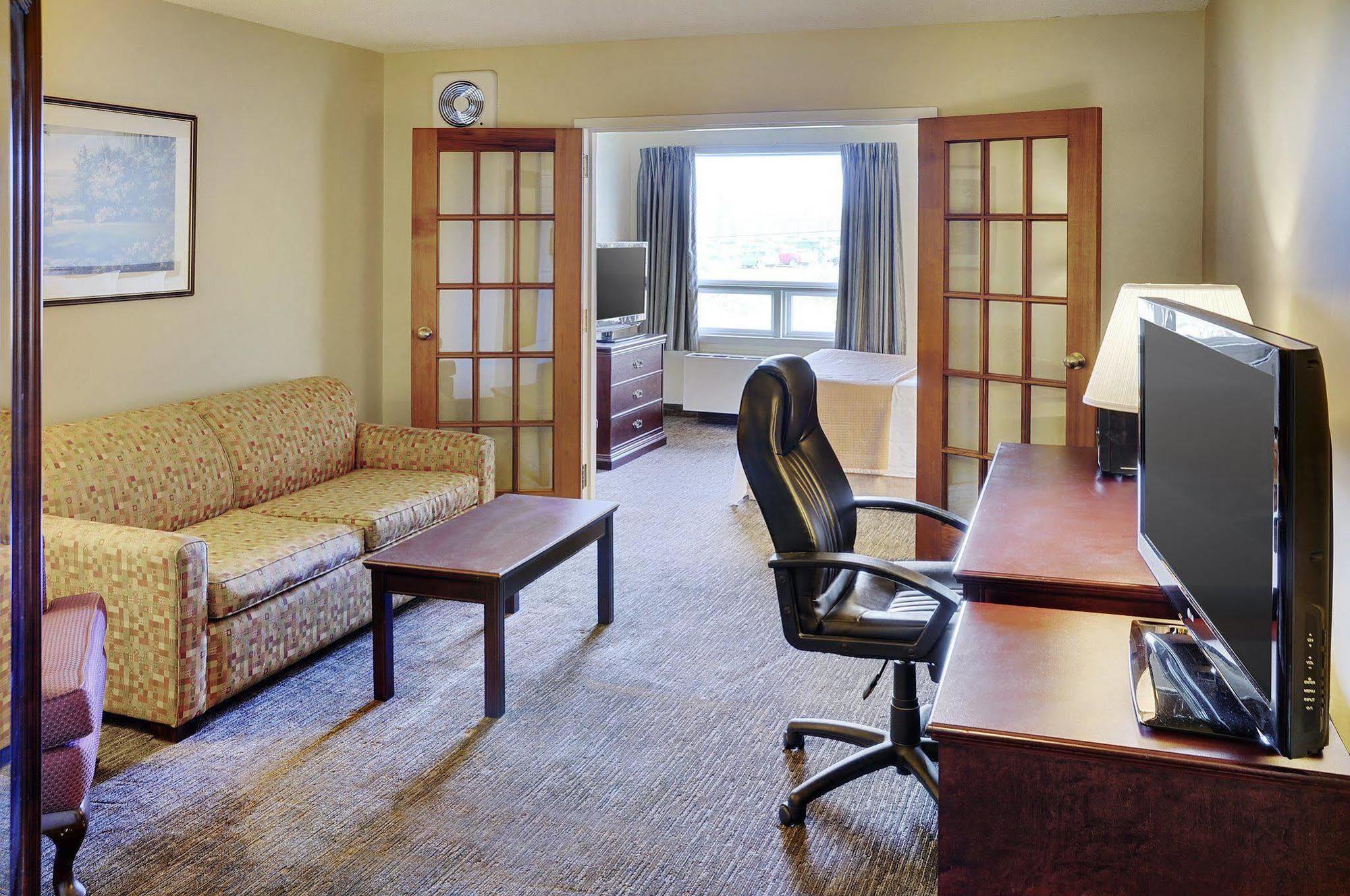 Travelodge Hotel By Wyndham Sudbury Extérieur photo